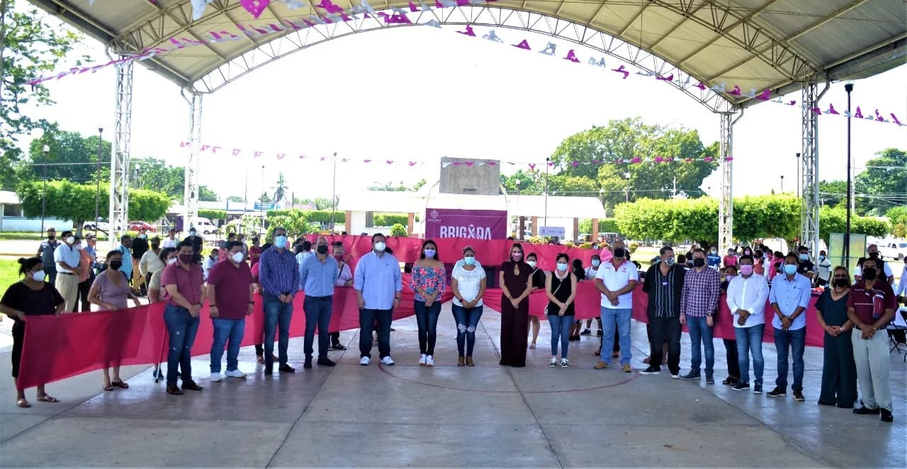 LLAMA ALCALDESA ROSA IRENE URBINA CASTAÑEDA A TRABAJAR EN UNIDAD POR EL BIENESTAR Y DESARROLLO