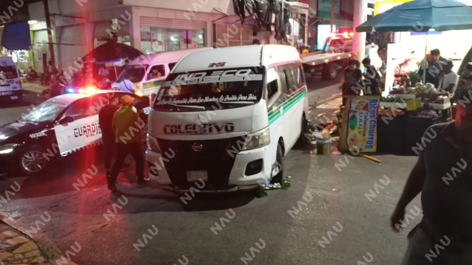 Urban de la Ruta 18 se queda sin frenos en el centro de Tapachula; hay una lesionada y un hombre con crisis nerviosa