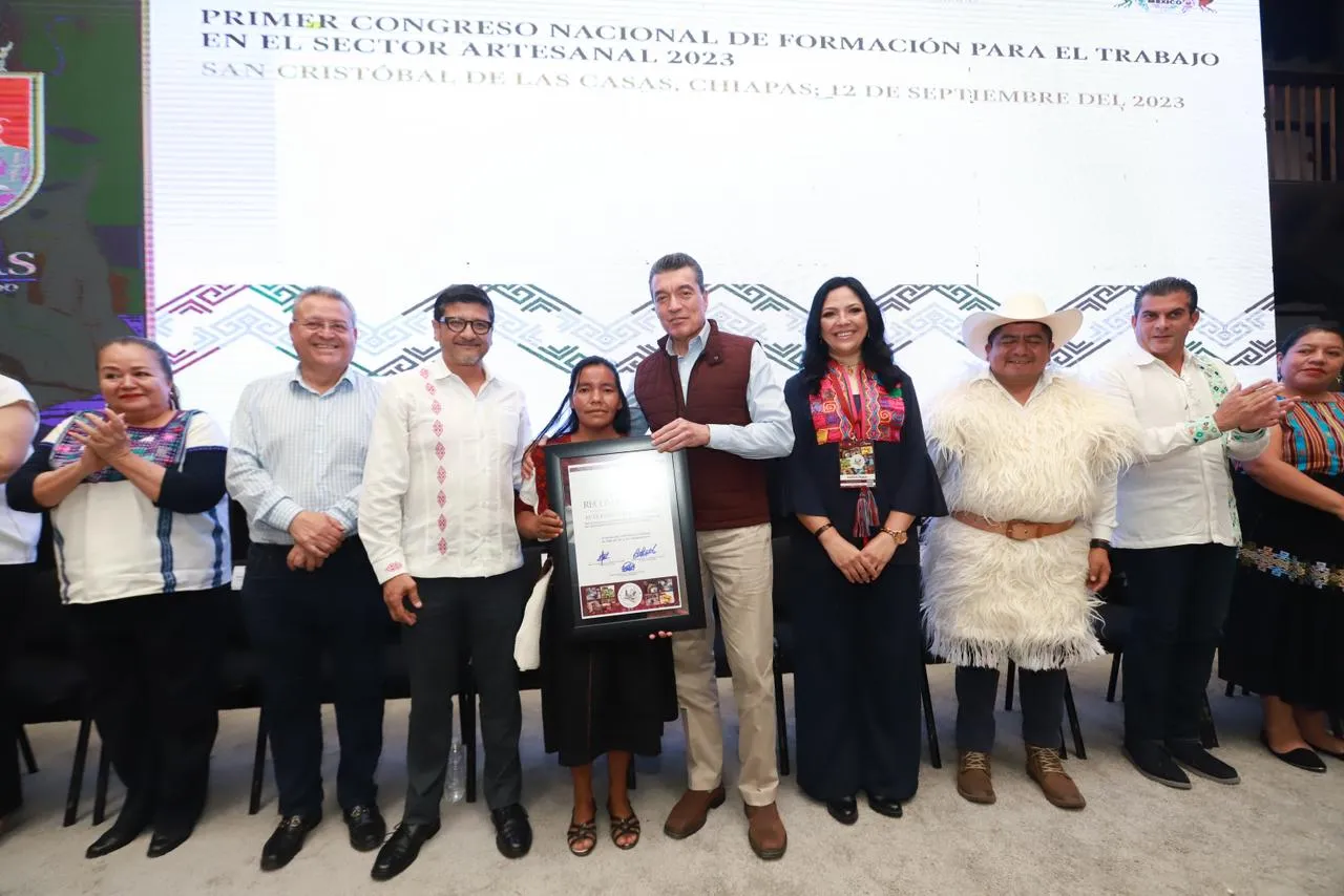 Clausura Rutilio Escandón 1er. Congreso Nacional de la Formación para el Trabajo en el Sector Artesanal