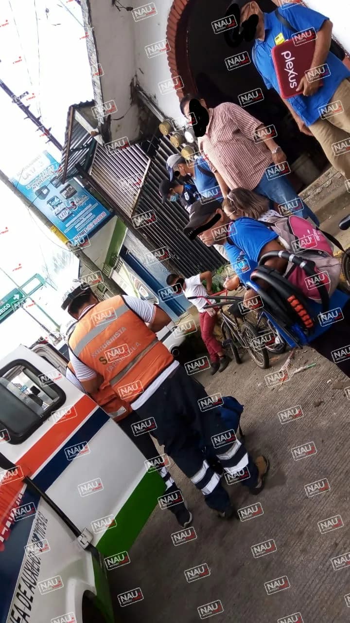 Vehículo atropella a ciclista.