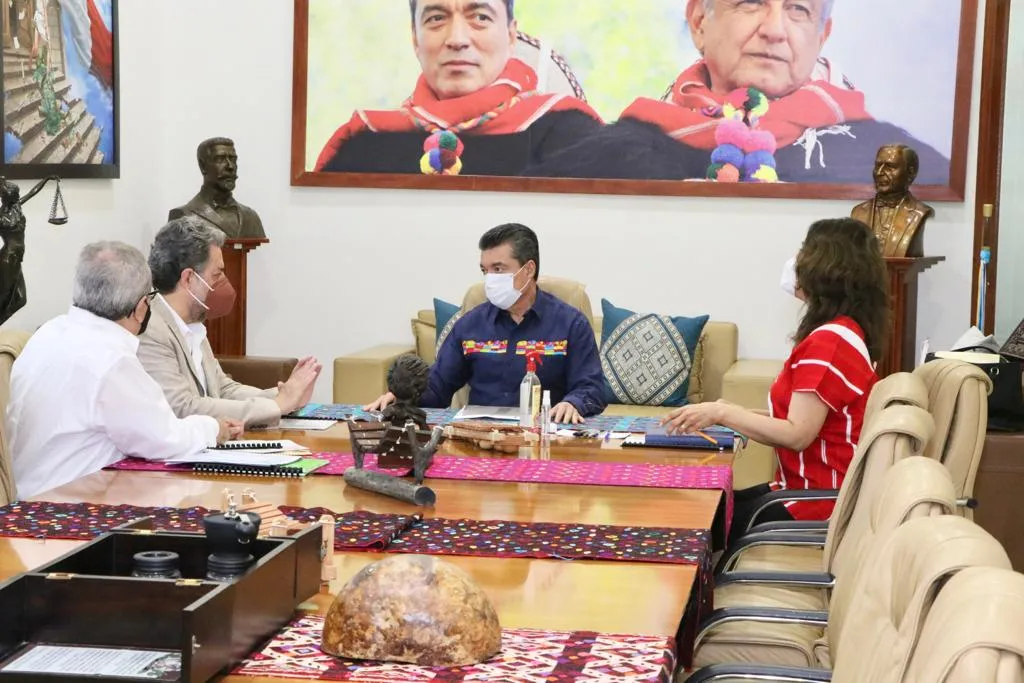 Rutilio Escandón se reúne con el subsecretario de Educación Superior, Luciano Concheiro