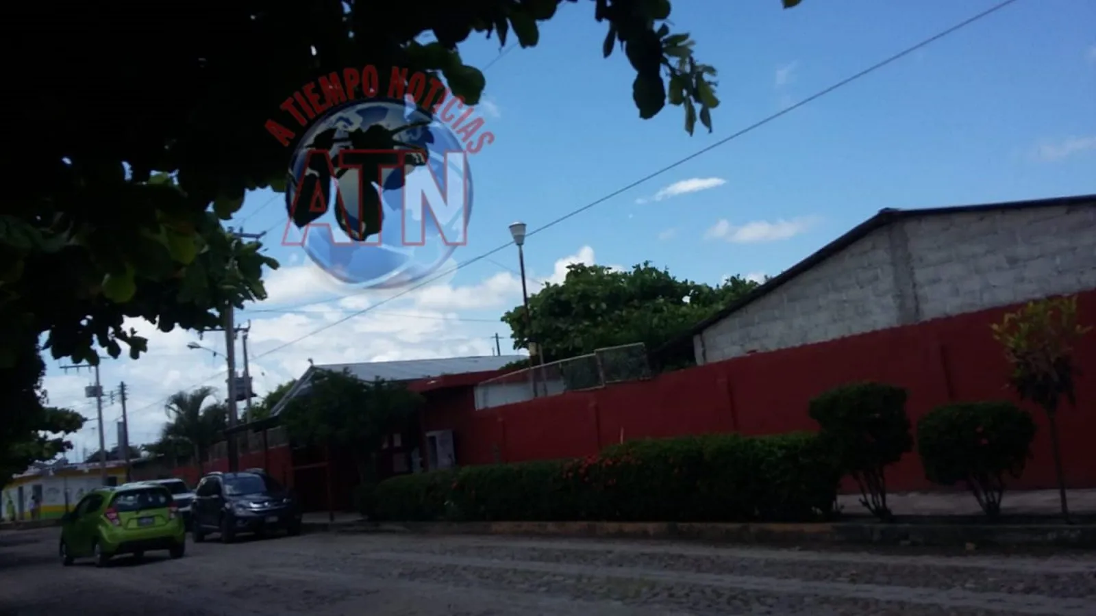 Tres mujeres la golpearon y le robaron más de 7 mil pesos