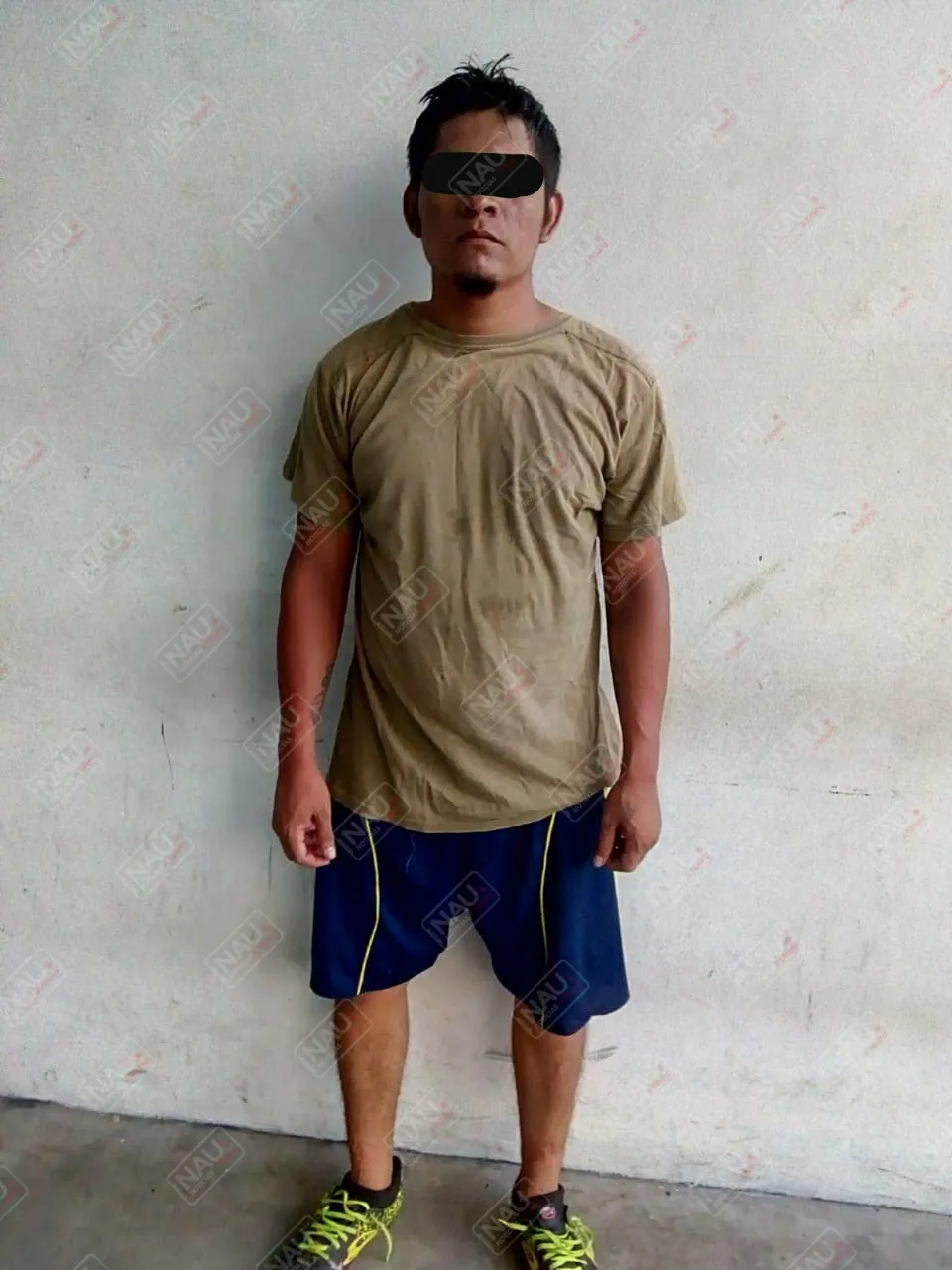 Detienen a sujeto con 5 bolsitas de marihuana