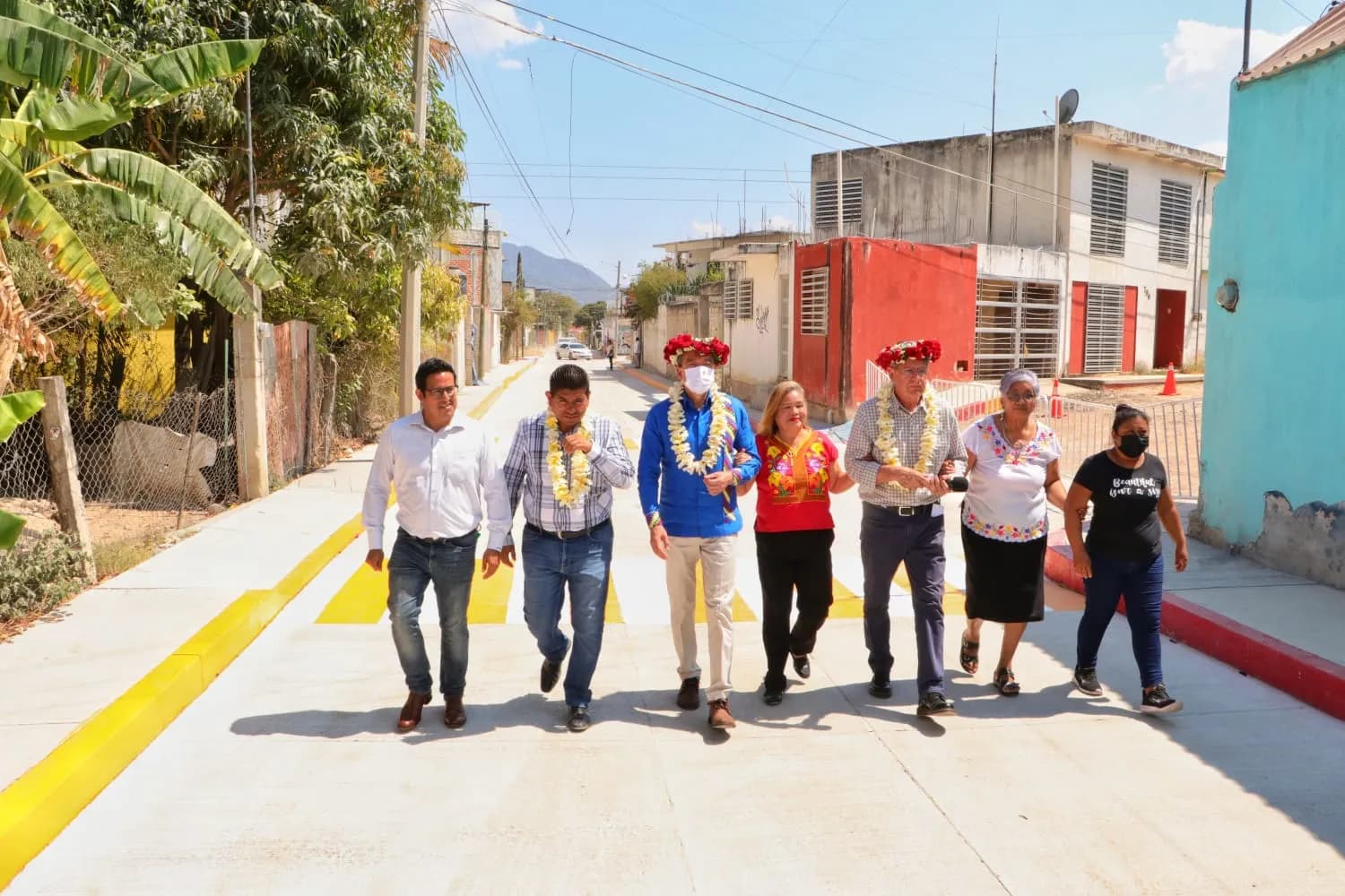 Rutilio Escandón inaugura obras de pavimentación de vialidades en colonia Plan de Ayala, en Tuxtla Gutiérrez