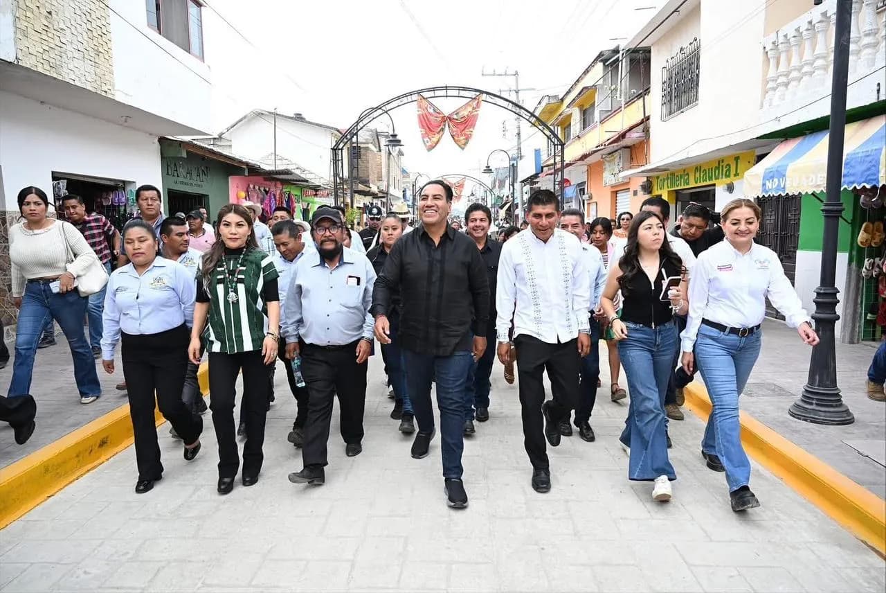 Refrenda Eduardo Ramírez compromiso con el bienestar y el desarrollo en Altamirano