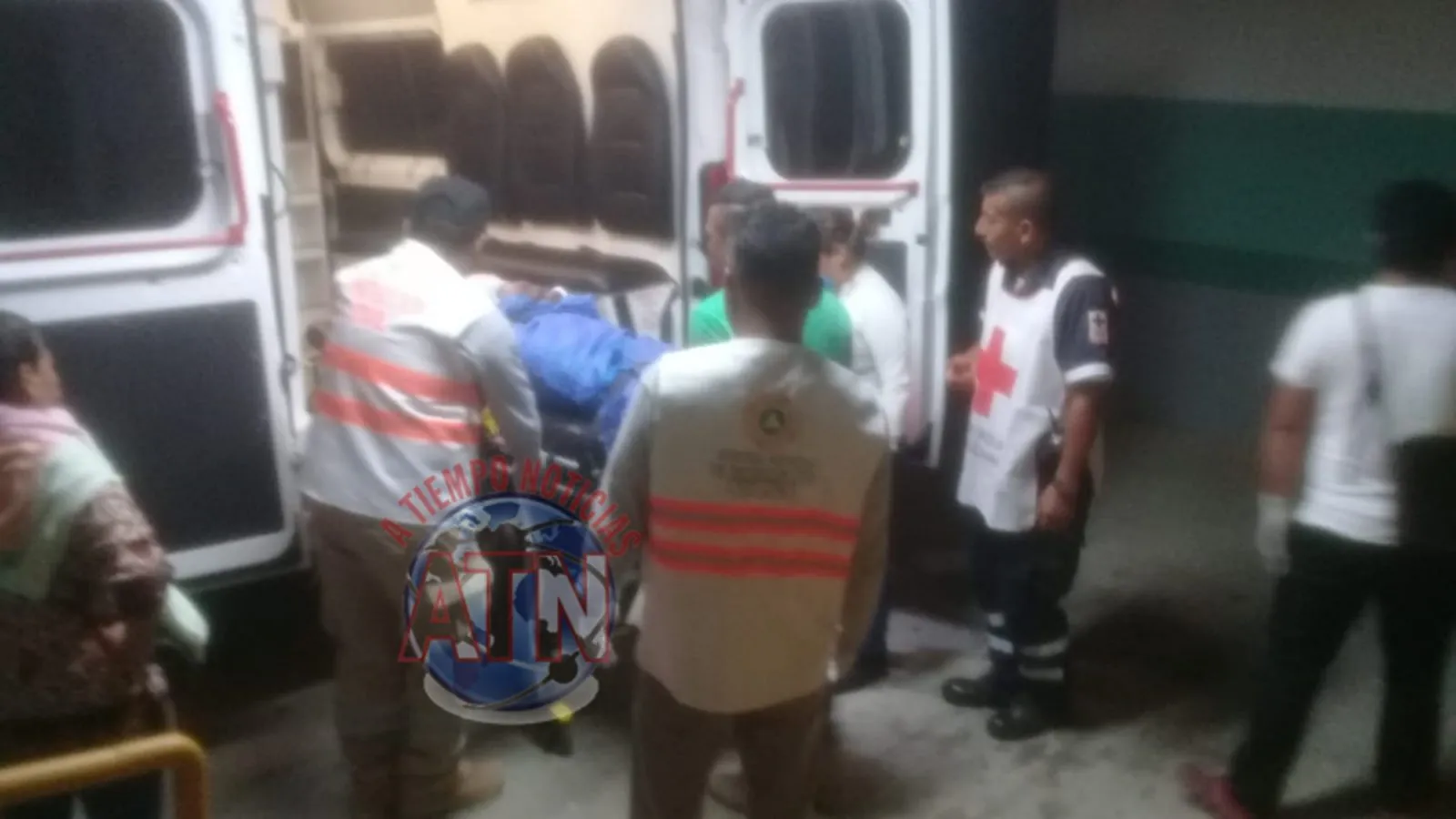 Derrapó con su motocicleta y casi muere
