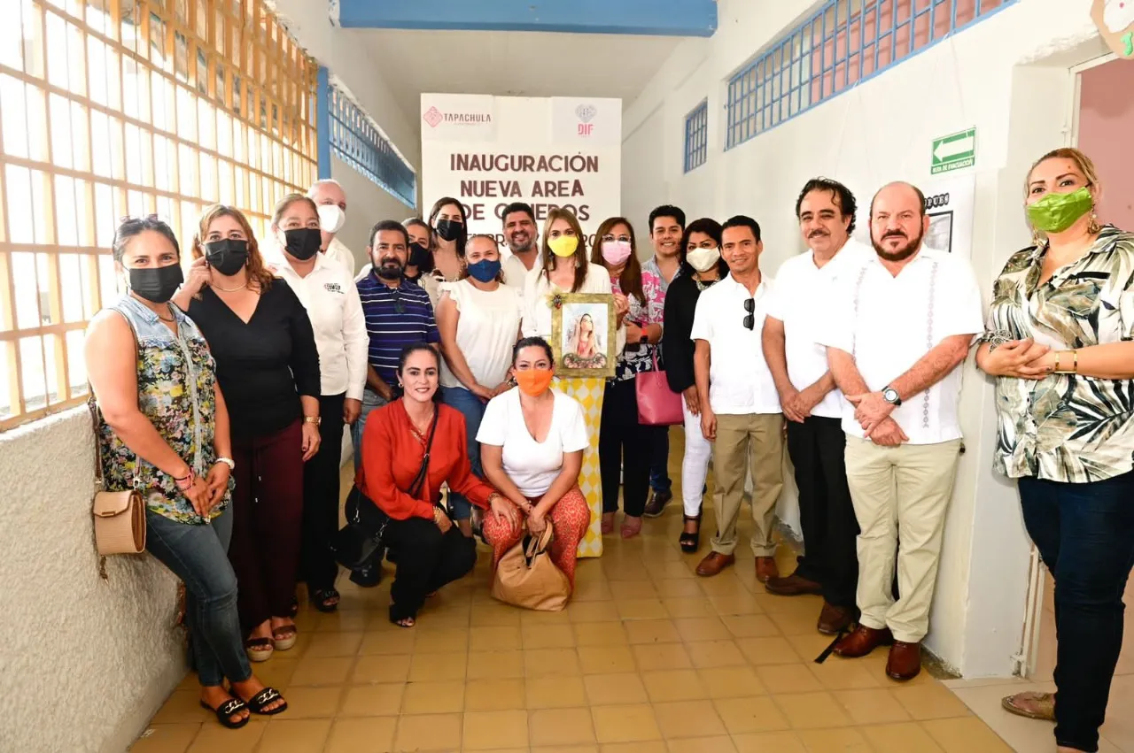 INAUGURA ROSY URBINA NUEVA ÁREA DE CUNEROS DEL DIF MUNICIPAL