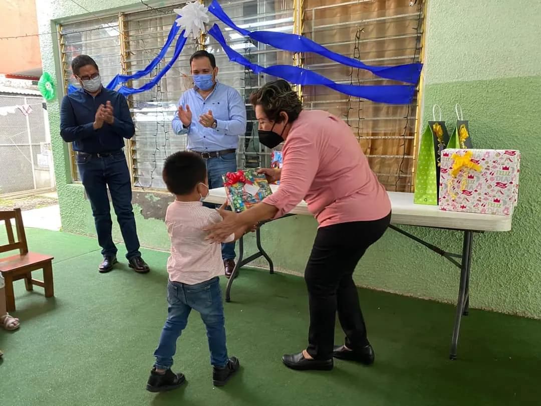 Celebración del Día de la niña y el niño.