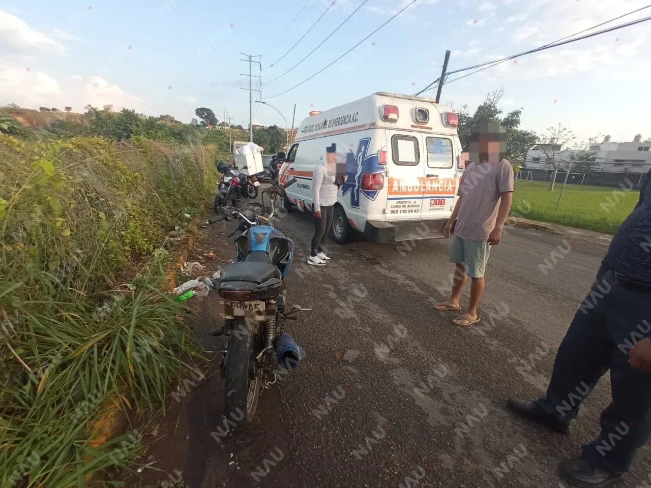Motociclista resulta lesionado tras derrapar en Campos en Vida, Tapachula