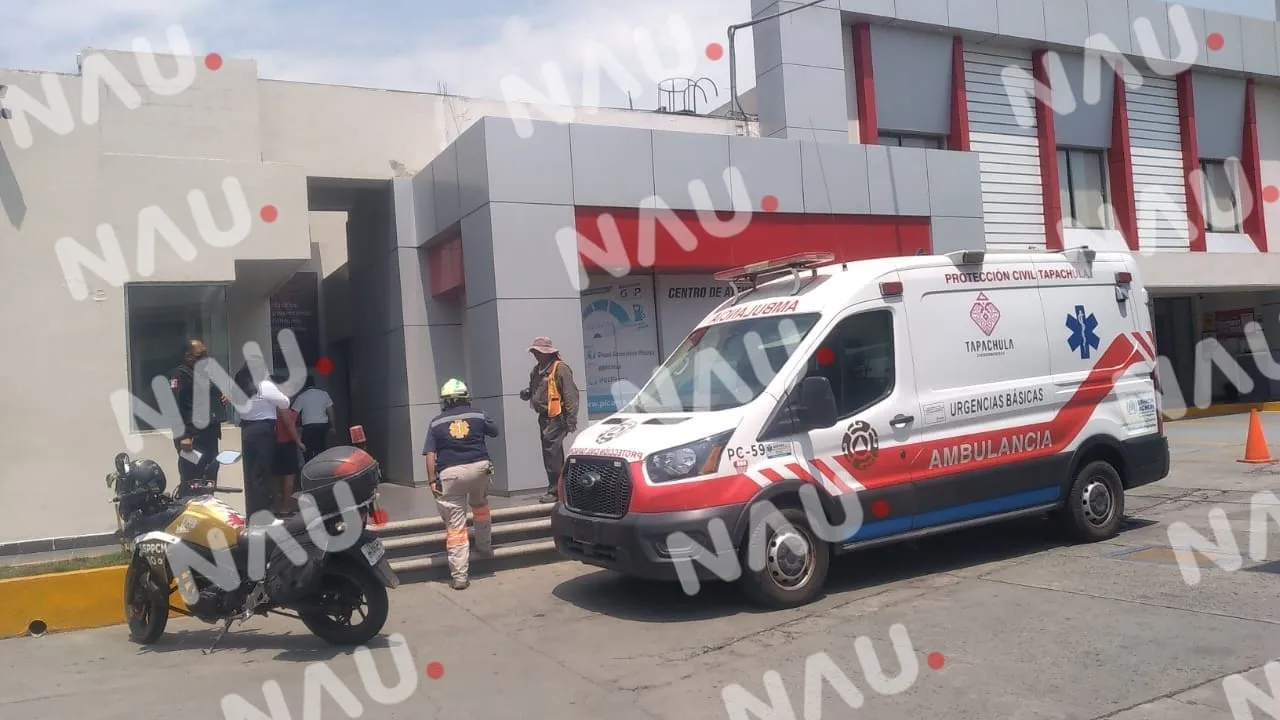 Anciano en Tapachula es Atendido por Paramédicos tras Incidente de Sangrado en Gasolinera