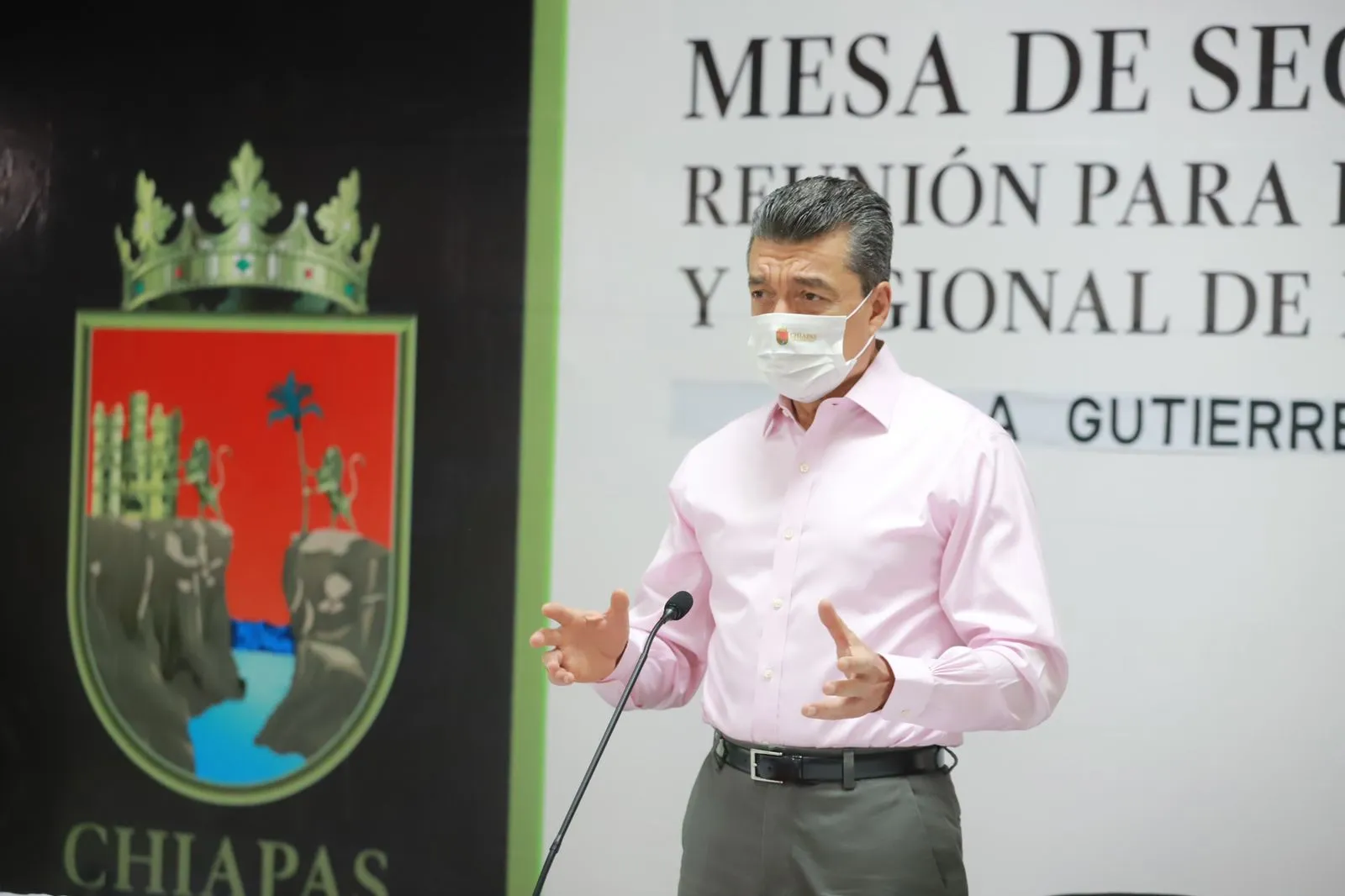 Rutilio Escandón pide a madres y padres llevar a vacunar a sus hijas e hijos mayores de 12 años