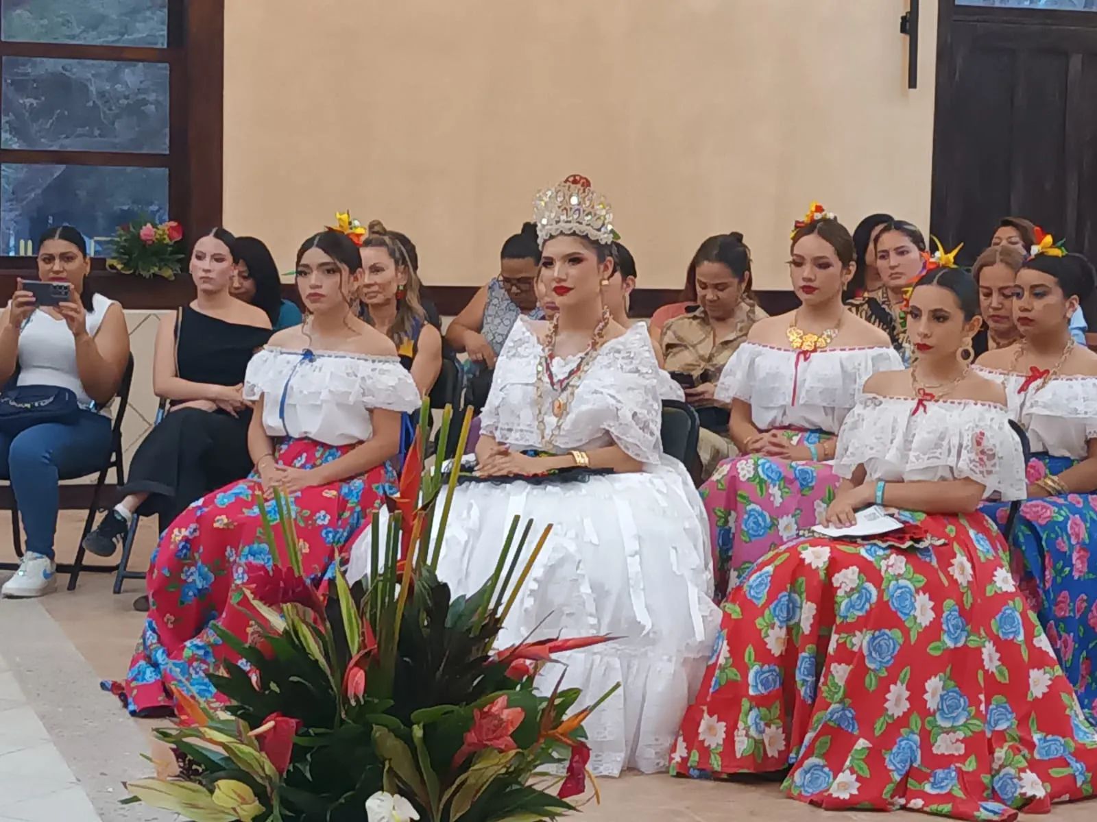 REALIZAN FORO FEMENIL EN LA EFT 2026