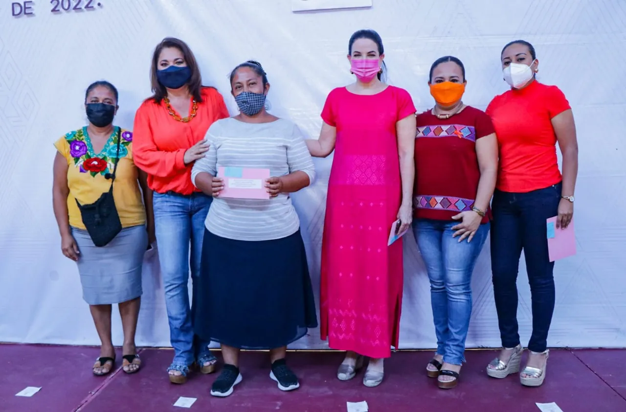 ENTREGAN EN TAPACHULA RECURSOS DEL PROGRAMA SEMILLAS DE AUTONOMÍA