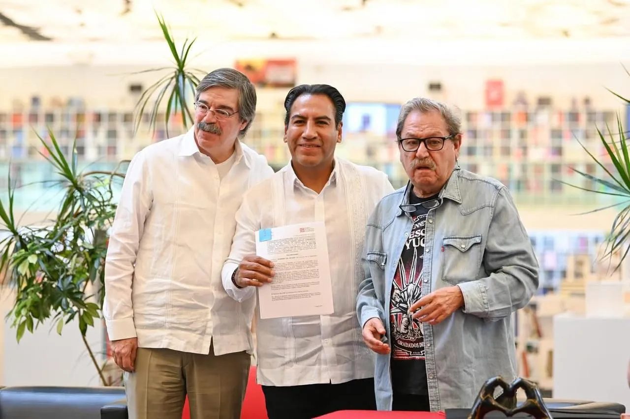 Eduardo Ramírez y Paco Ignacio Taibo II impulsan la lectura en Chiapas con el convenio “Leyendo por la paz”