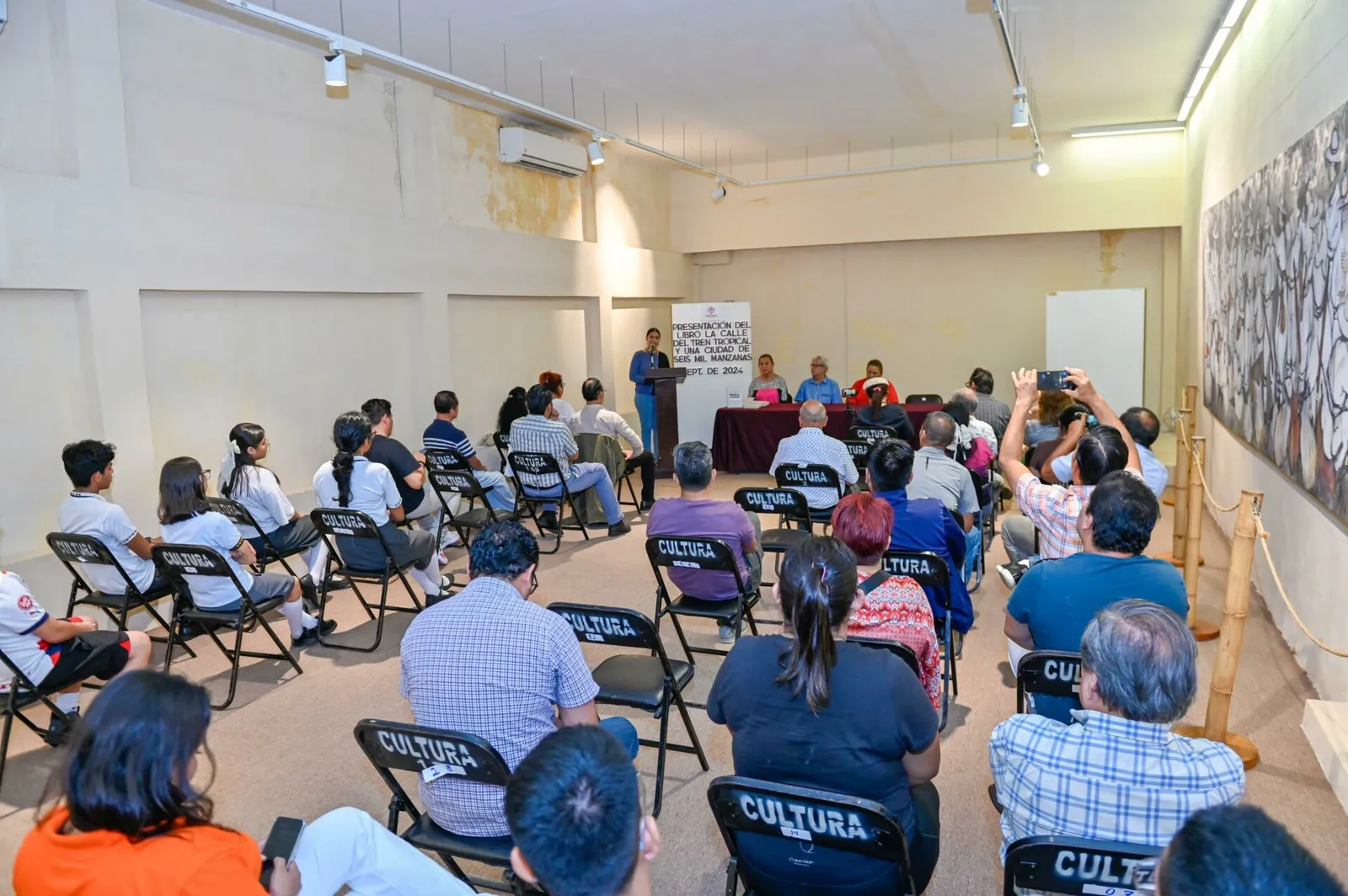 Presentación del libro “La calle del tren tropical y una ciudad de seis mil manzanas”