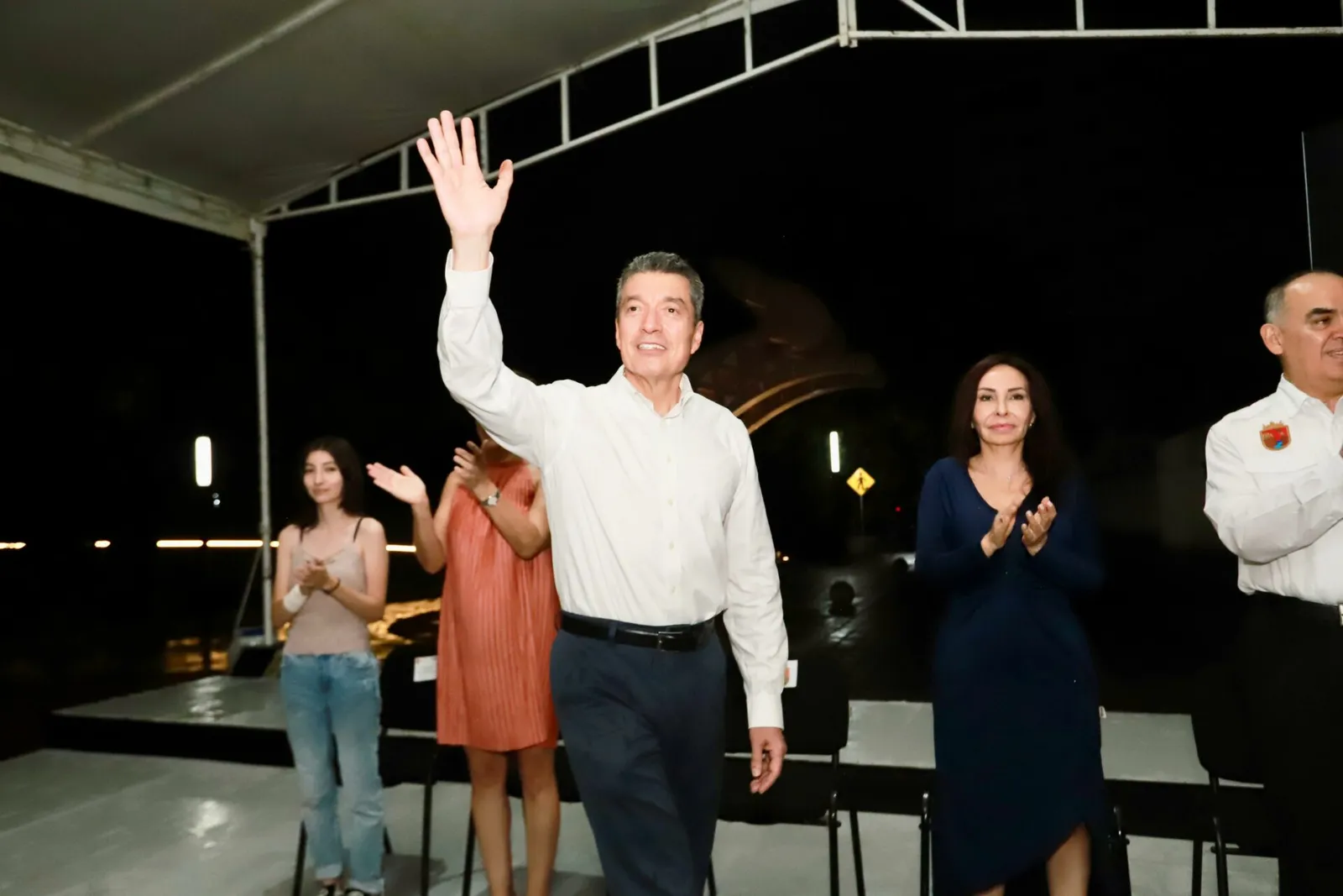 Inaugura Rutilio Escandón Puente Peatonal “Paseo de Los Conejos”, en Tuxtla Gutiérrez