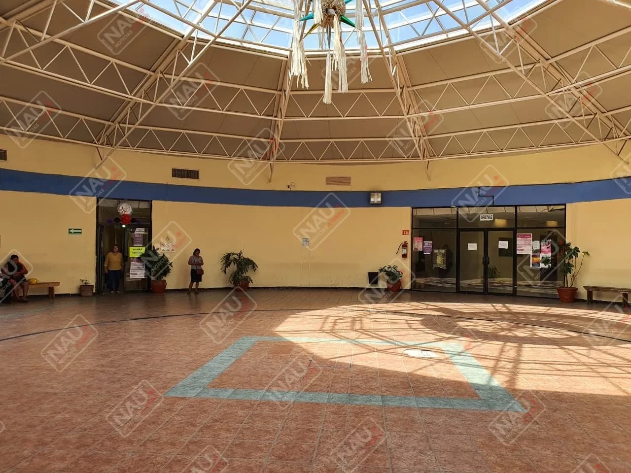 Roban en una empresa