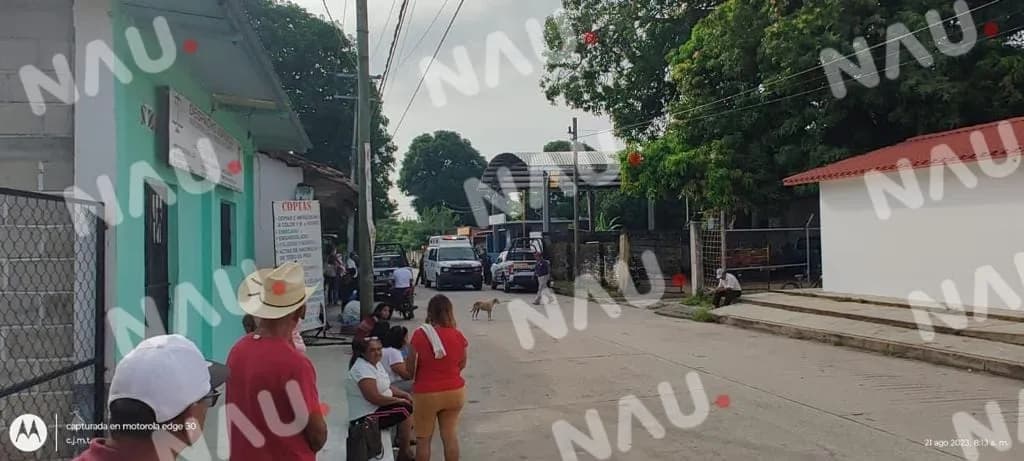 Se dan con todo y rompen la taza de la cárcel municipal en Mapastepec.