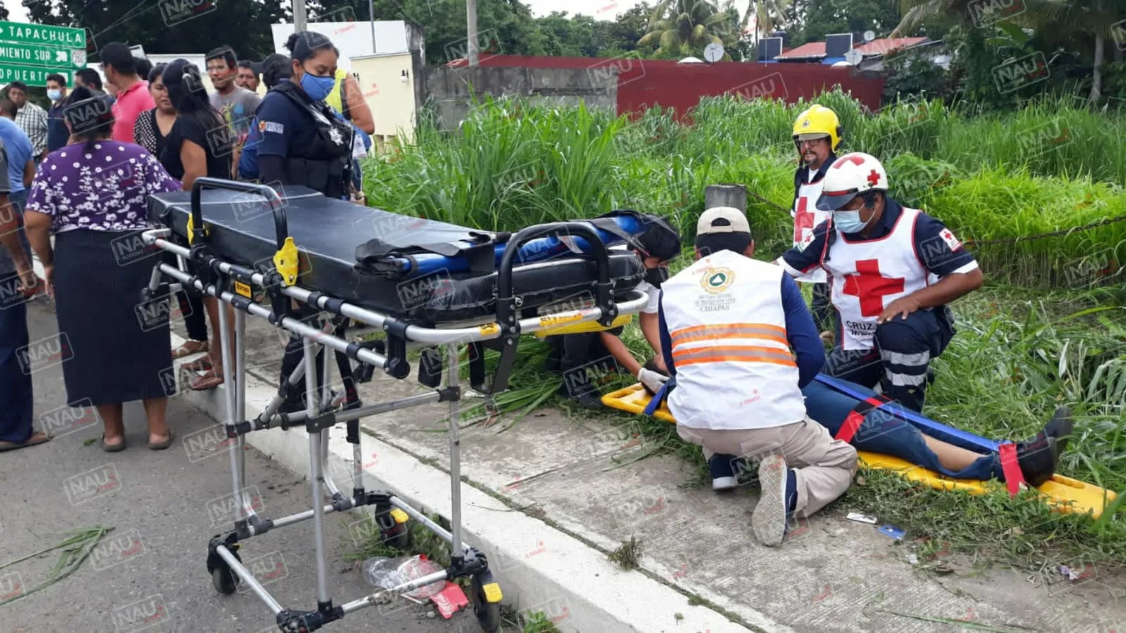 Muere persona que fue atropellada por un vehículo que se salió de la carretera