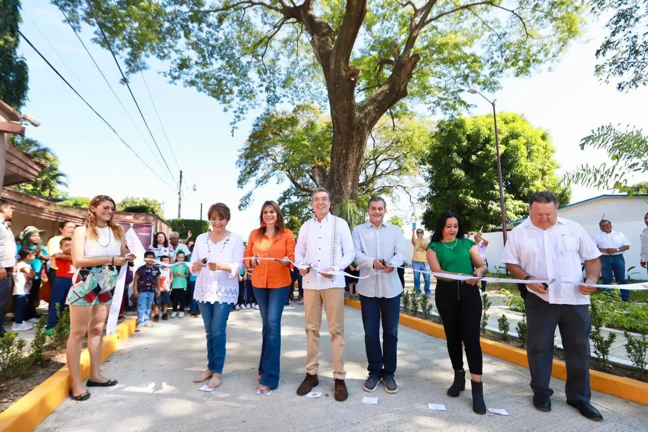 En Tapachula, Rutilio Escandón inaugura el Parque Central Miguel Hidalgo y calles en la colonia 5 de Febrero