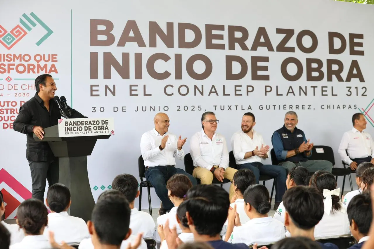 Eduardo Ramírez dignifica espacios escolares y promueve inclusión digital en el Conalep 312