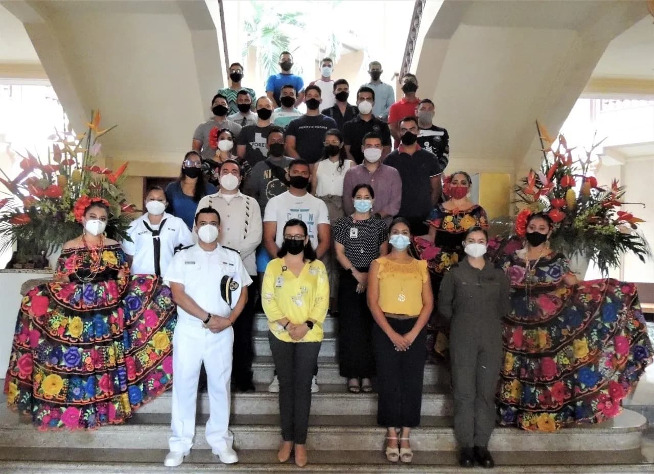 TRIPULACIÓN DE BUQUE ESCUELA “CUAUHTEMOC” RECORRE EL MUSEO DE TAPACHULA
