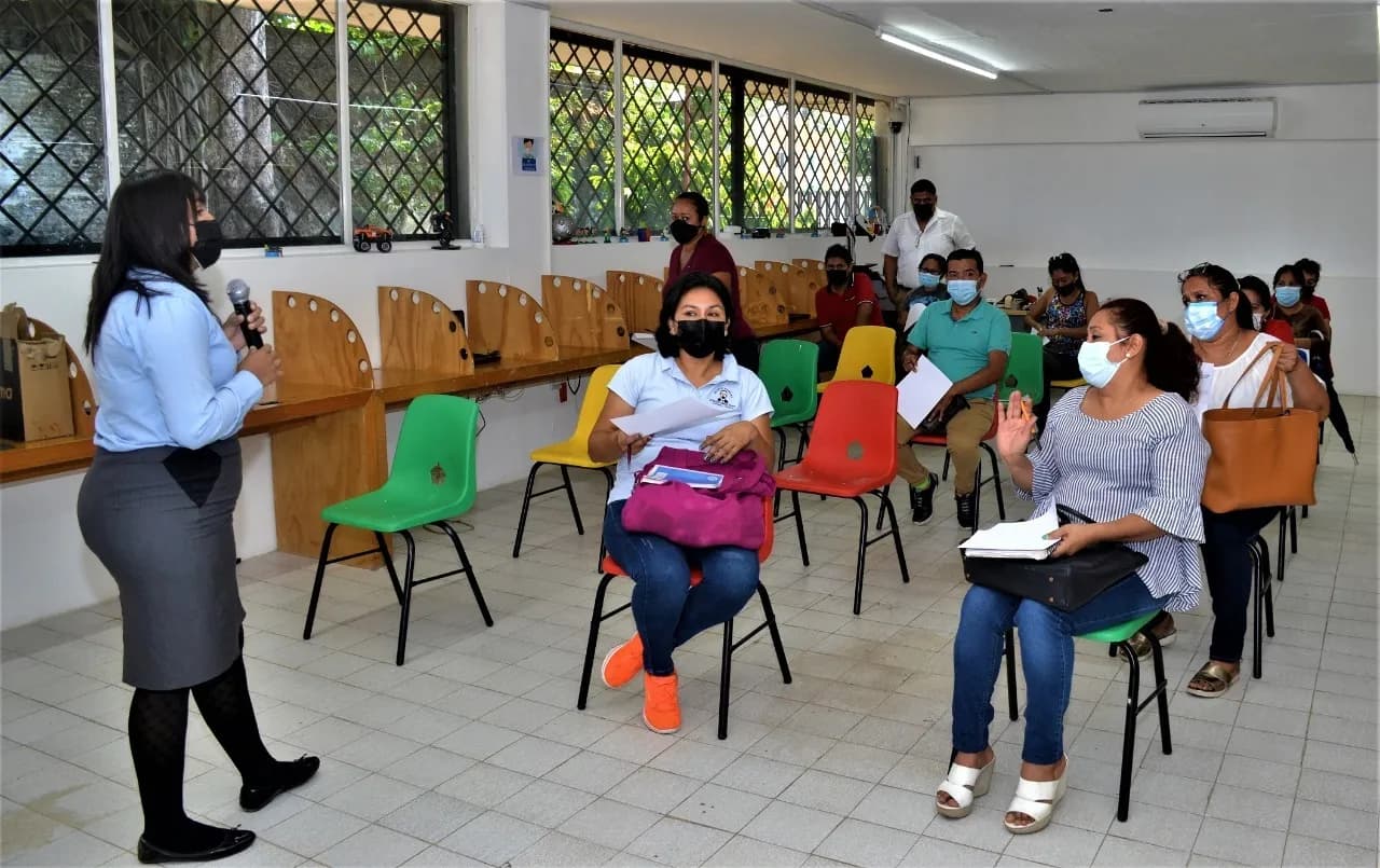 PARA DAR CONTINUIDAD A LOS TALLERES EDUCATIVOS, LA BIBLIOTECA REGIONAL DE TAPACHULA, INICIA LA CARAVANA EDUCATIVA