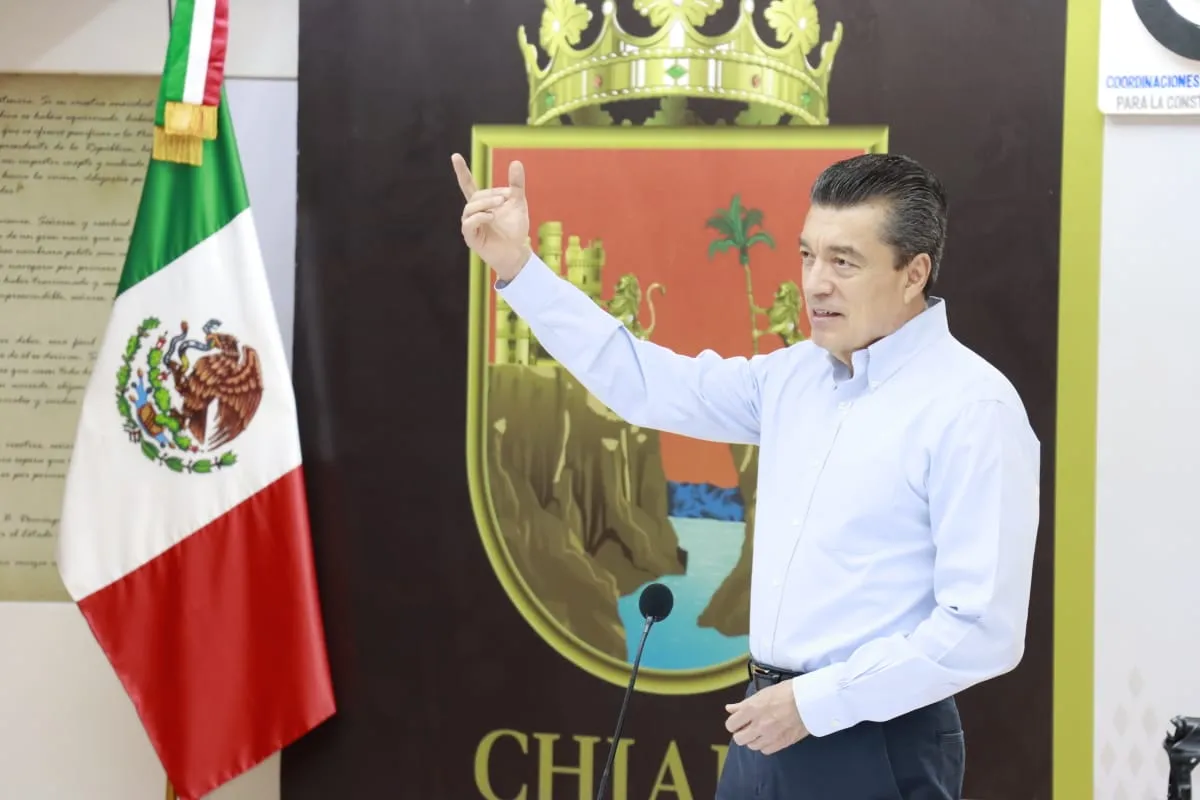Llama Rutilio Escandón a extremar precauciones por las lluvias y vacunarse contra el COVID-19