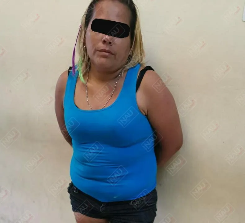 Detienen a hondureña por escandalizar en la vía pública