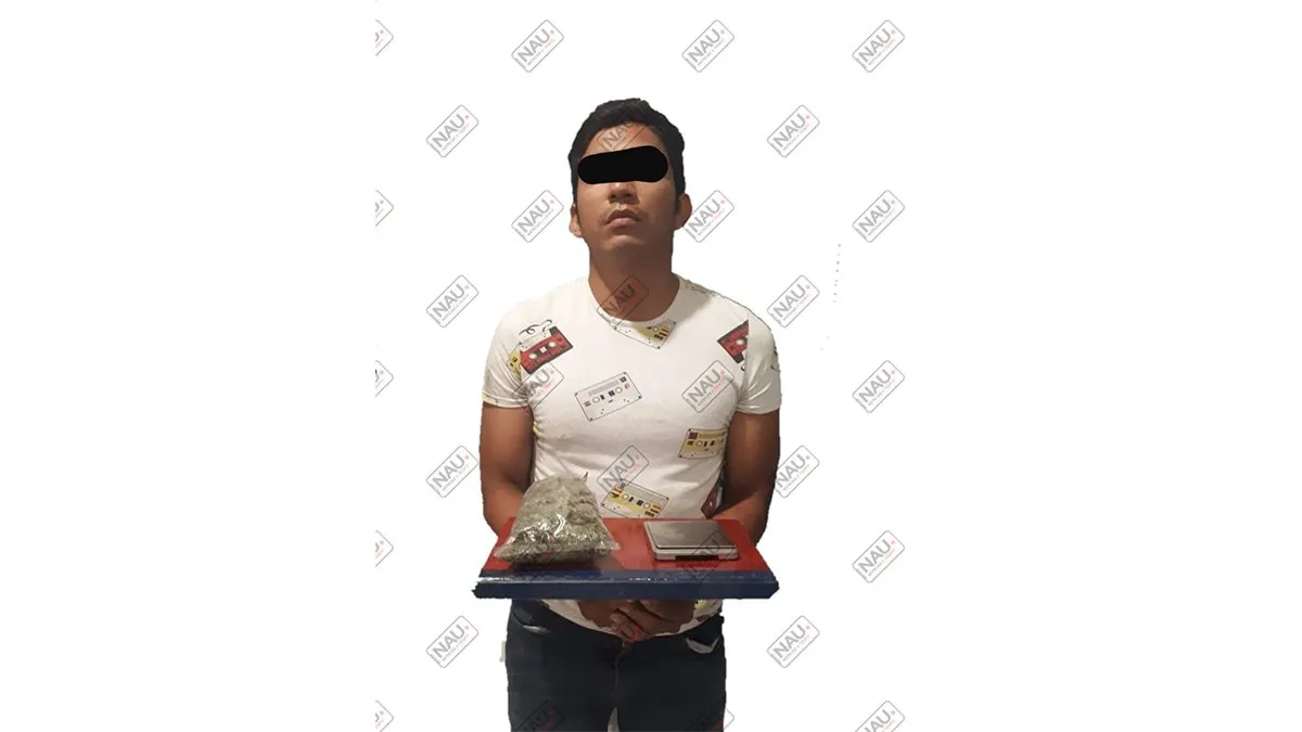 Distribuidor de marihuana fue detenido tras derrapar la motocicleta en que viajaba