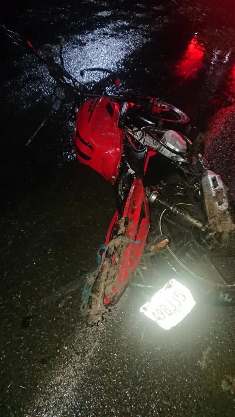 Muere motociclista.