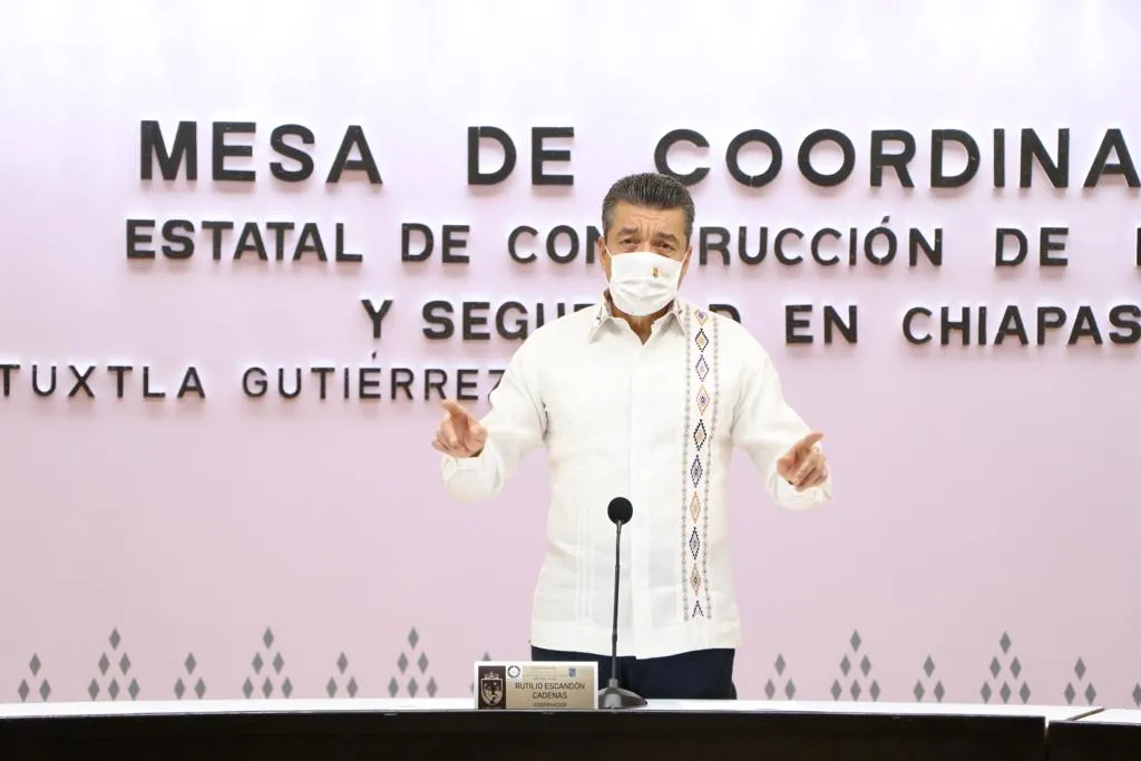 Arriban a Chiapas 50 mil vacunas contra el COVID-19; exhortan a vacunarse para proteger la salud y vida