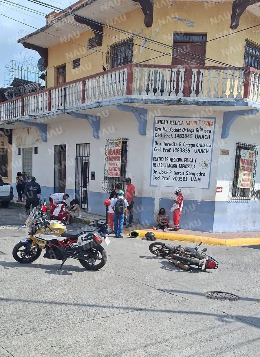 Accidente en el cruce del Uno X Uno deja dos heridos en Tapachula