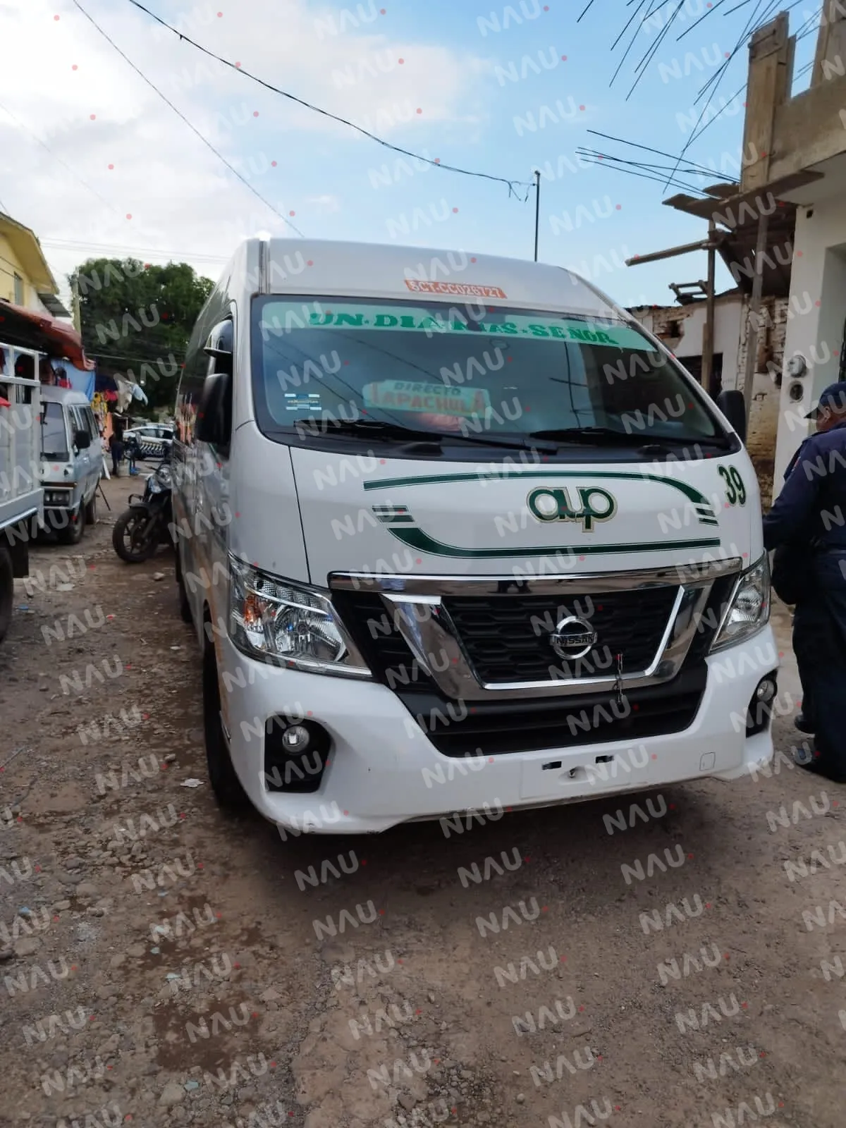 Mujer queda tirada y gravemente lesionada al ser atropellada