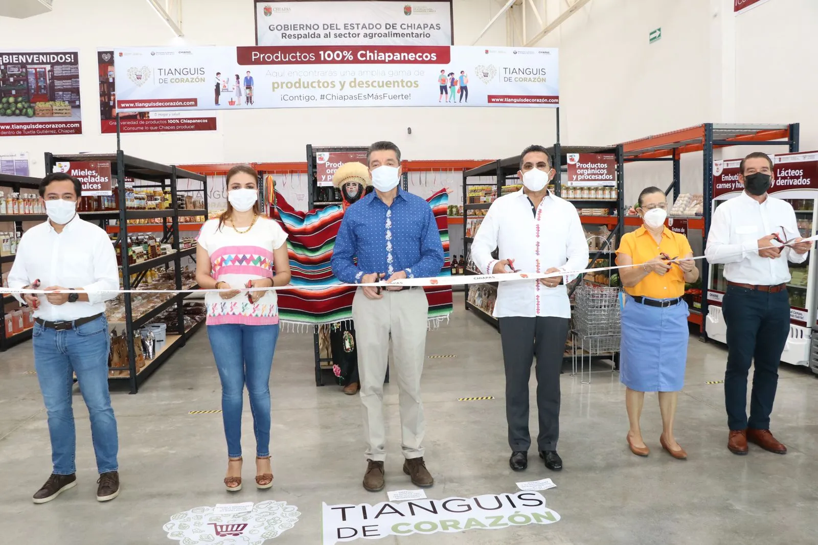 Rutilio Escandón inaugura “Tianguis de Corazón” 2021 que promueve el consumo de productos chiapanecos