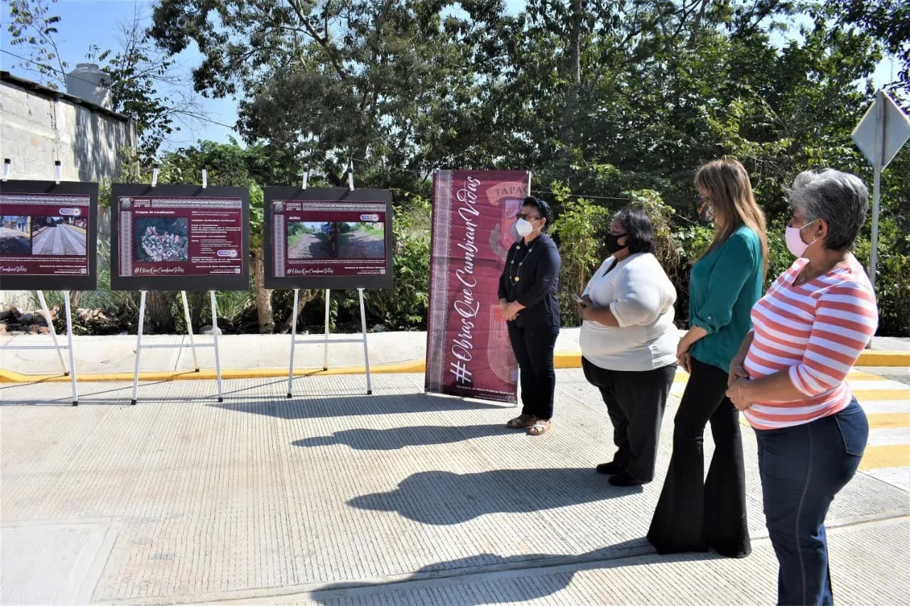 AYUNTAMIENTO DE TAPACHULA ENTREGA NUEVAS VIALIDADES EN LA COLONIA LOMA LINDA CROC