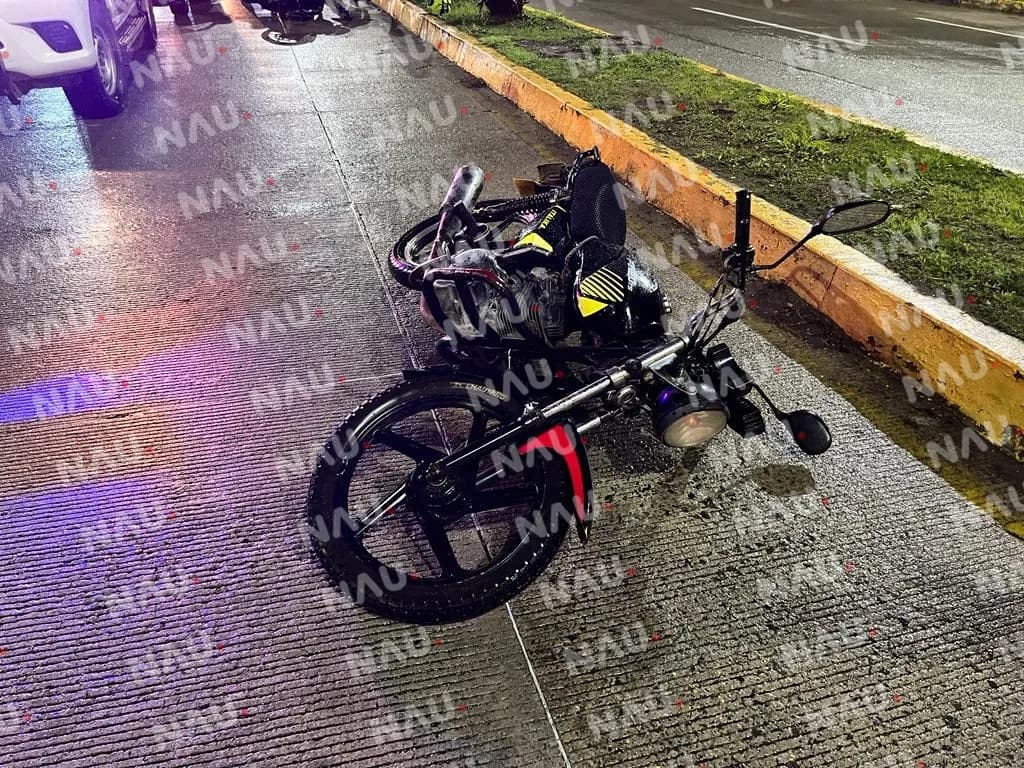 Mujer pierde un dedo en accidente de motocicleta