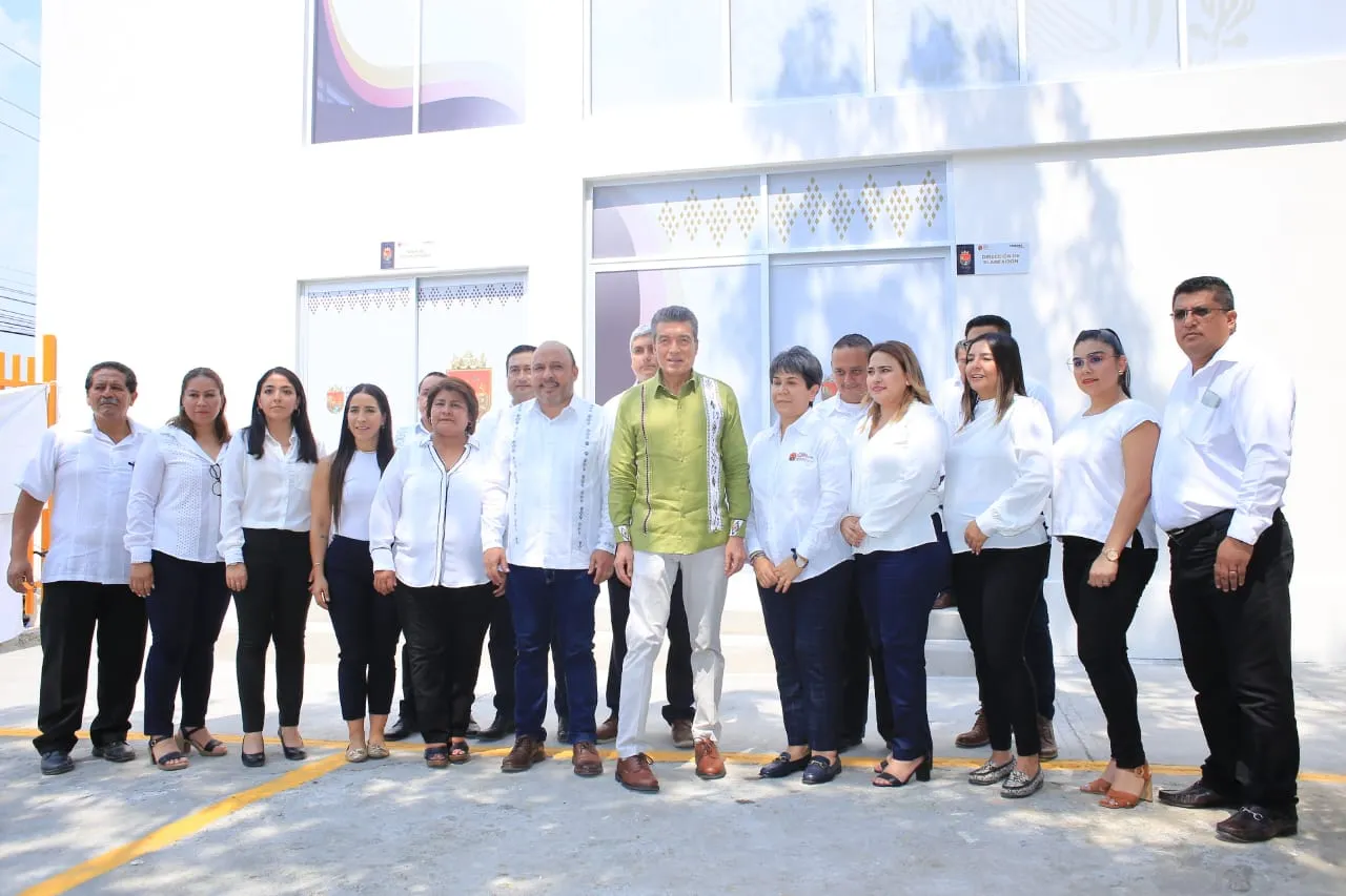 Inaugura Rutilio Escandón reconstrucción de edificios de la Comisión de Caminos e Infraestructura Hidráulica