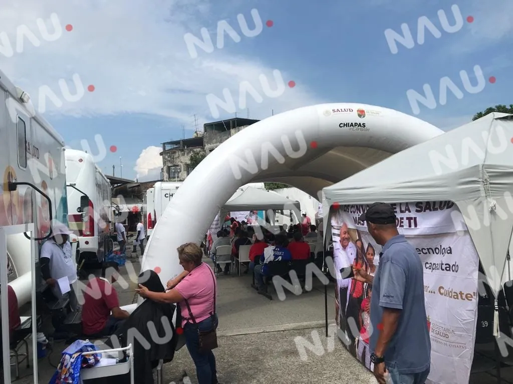 Convoyes de la salud atendieron en terminal de corto recorrido de Tapachula