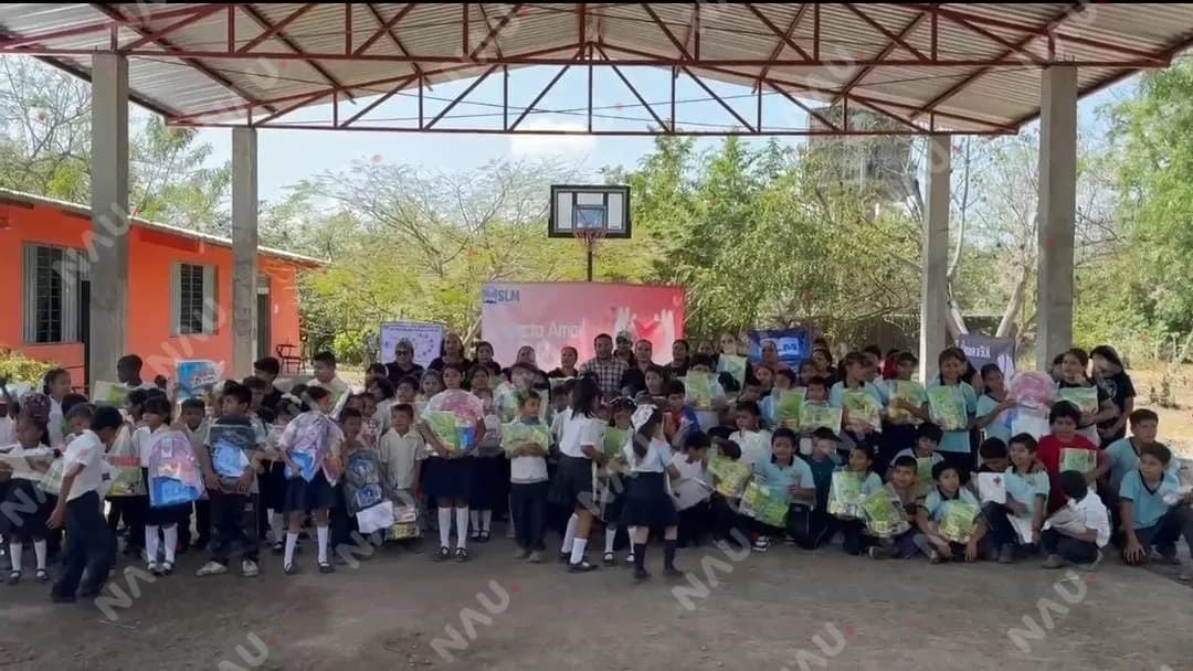 Empresa SLM apoya a 135 estudiantes de la primaria La Soldadera en Tapachula