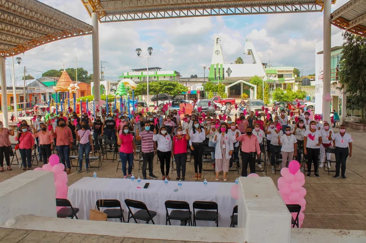Ayuntamiento de Mapastepec conmemora el día mundial de lucha contra el cáncer de mamá