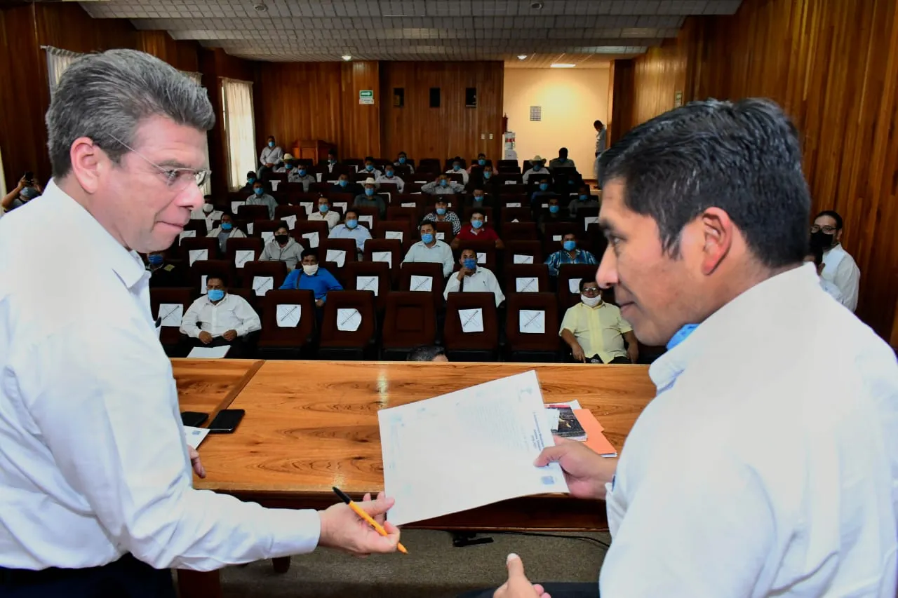 Fortalece Ismael Brito el diálogo con comuneros de Aldama