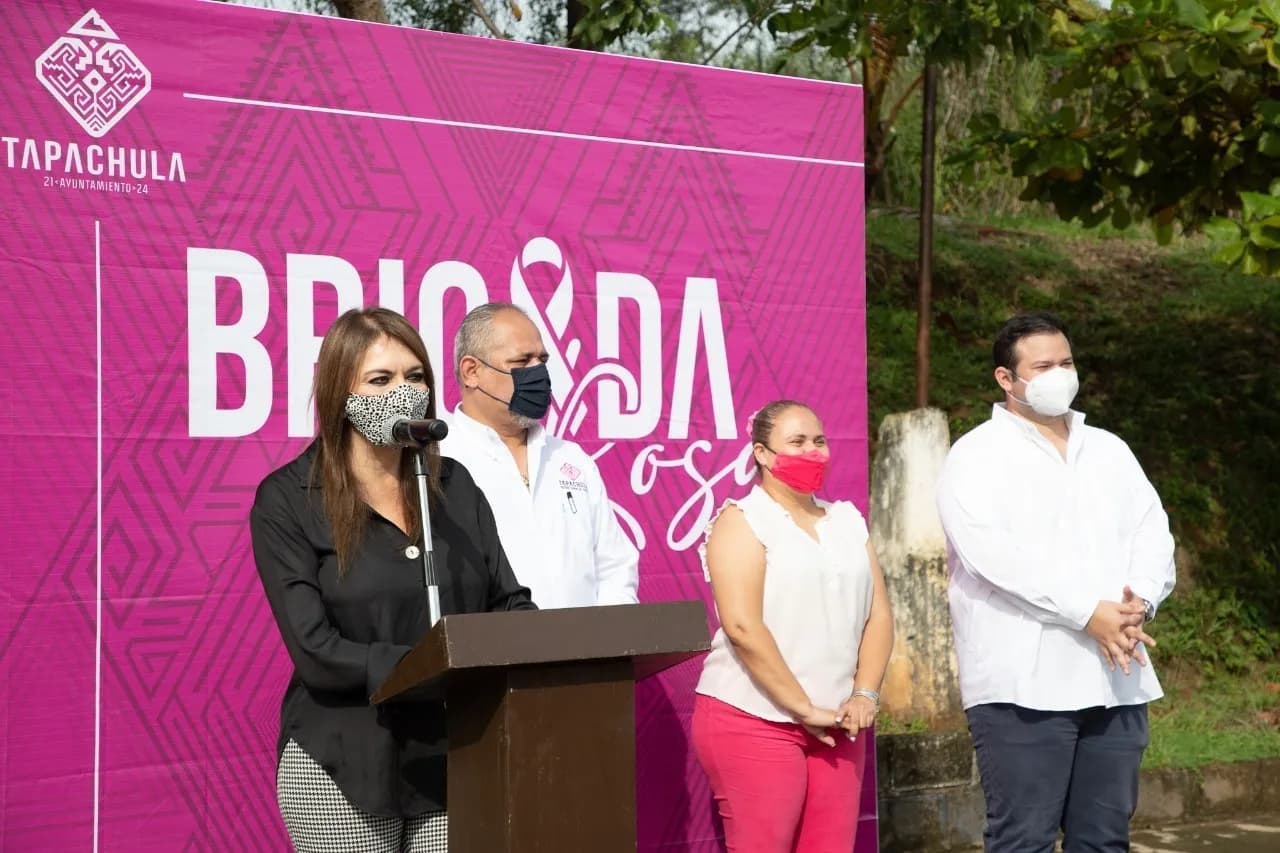 BRIGADA ROSA ATIENDE A FAMILIAS DE LA COLONIA “NUEVA 18 DE OCTUBRE”
