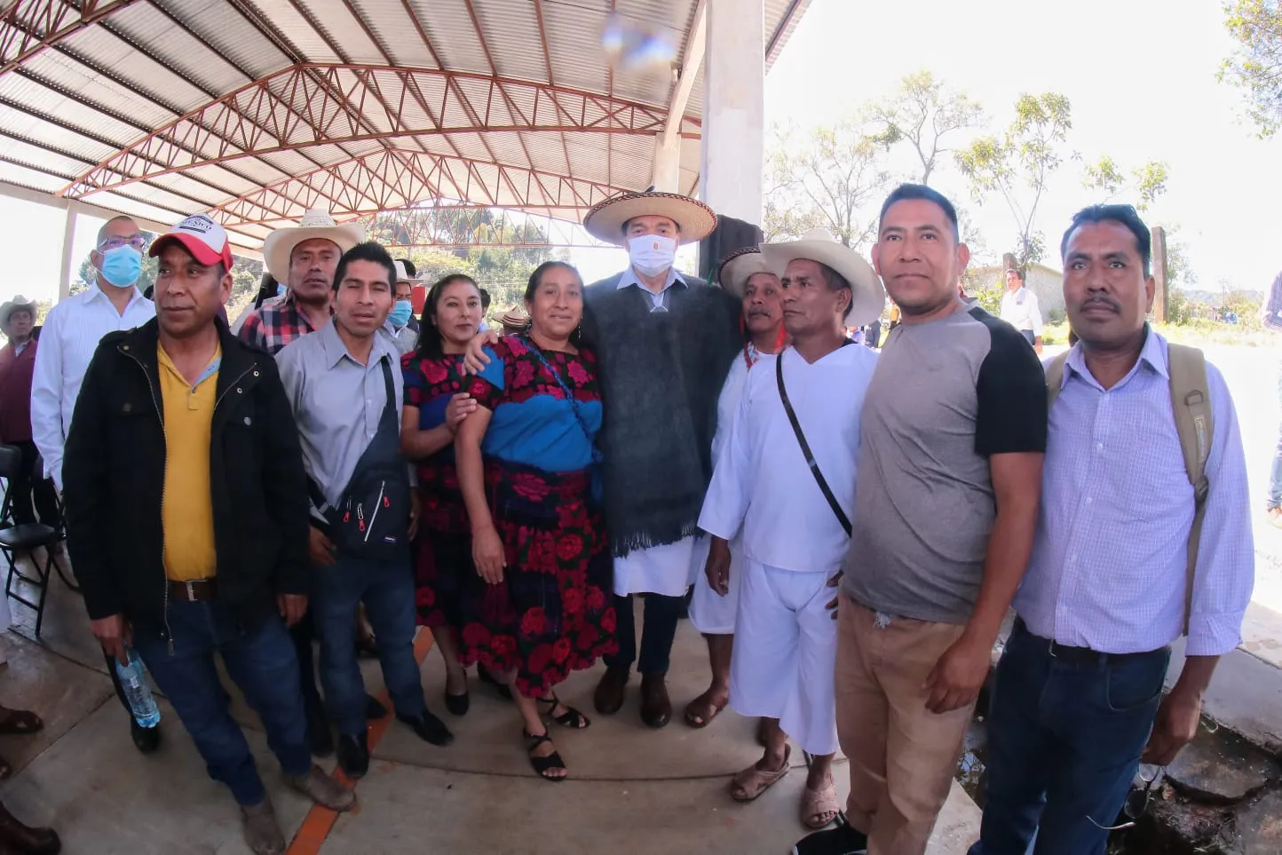 En Santiago El Pinar, inaugura Rutilio Escandón construcción del Sistema de Agua Potable