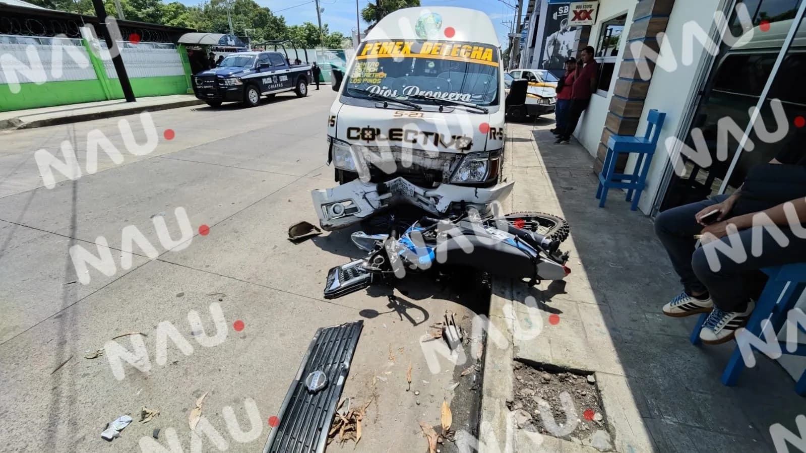 “Vídeo” Accidente Vehicular en Tapachula: Tres Vehículos Estacionados Afectados