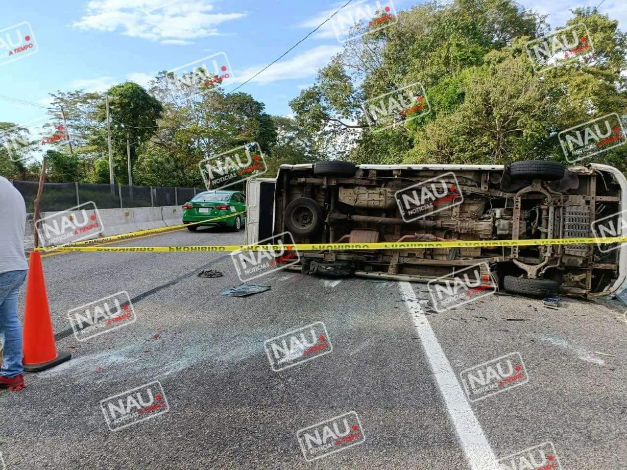 4 lesionados deja volcadura de una combi de pasaje de la ruta TAPACHULA – HUIXTLA.