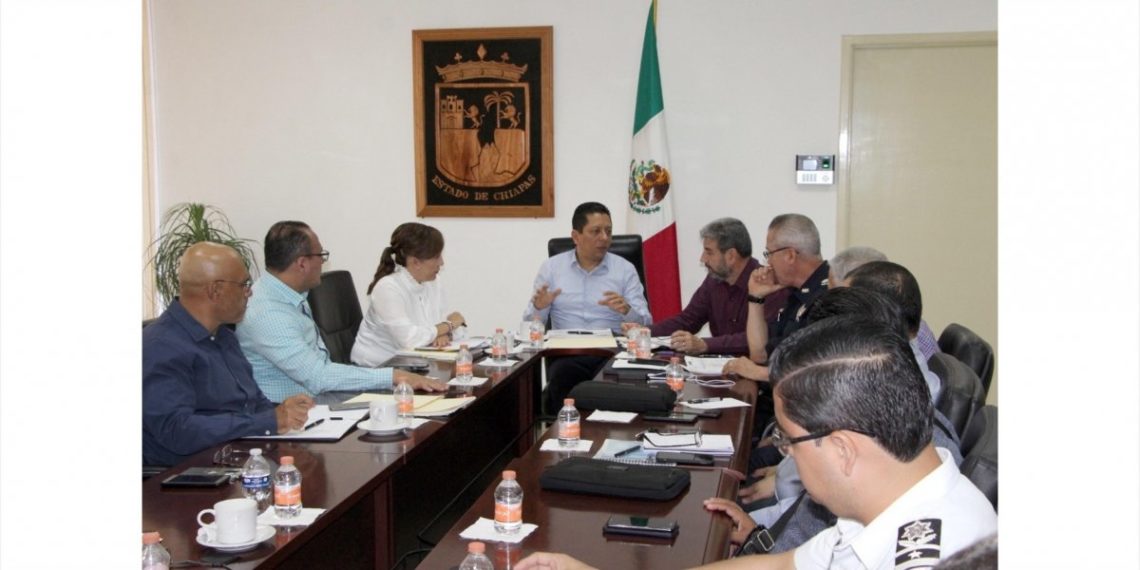 Trabajarán Gobierno y Fiscalía para combatir el transporte irregular en Chiapas