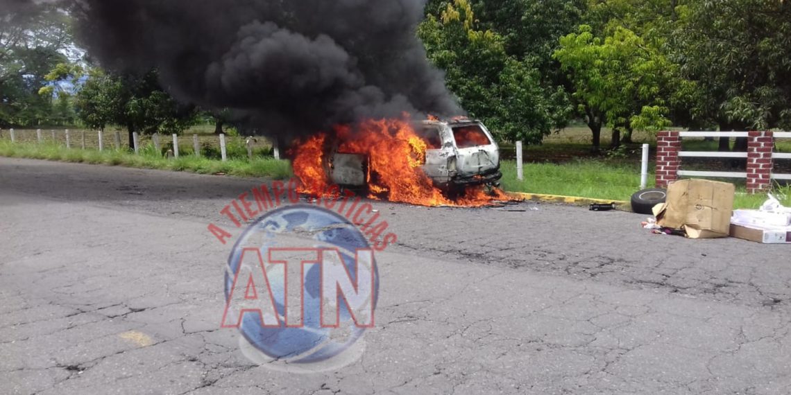 Se incendia vehículo en el libramiento sur oriente