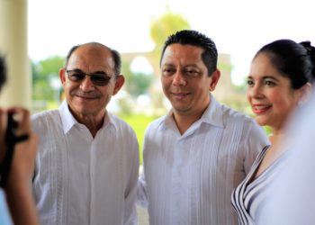 El Presidente Municipal, Dr. Óscar Gurría Penagos, participó en la ceremonia del 102 aniversario del día de la Marina Nacional, presidida por el Gobernador del Estado, Rutilio Escandón Cadenas.