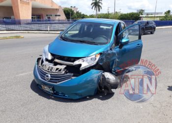 Solo daños en percance en el bulevar Antiguo Aeropuerto